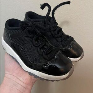 Jordan Kids Sneakers Black and White